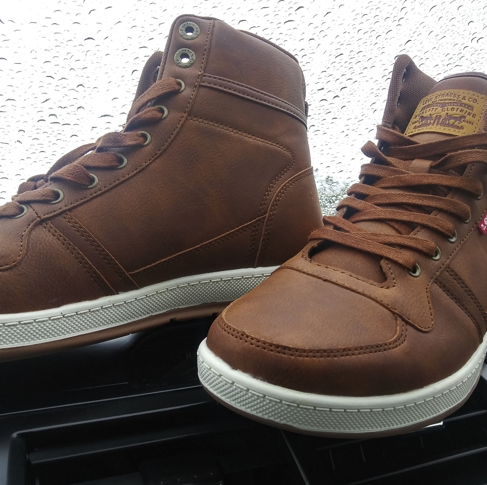 Hi-Top Levi's